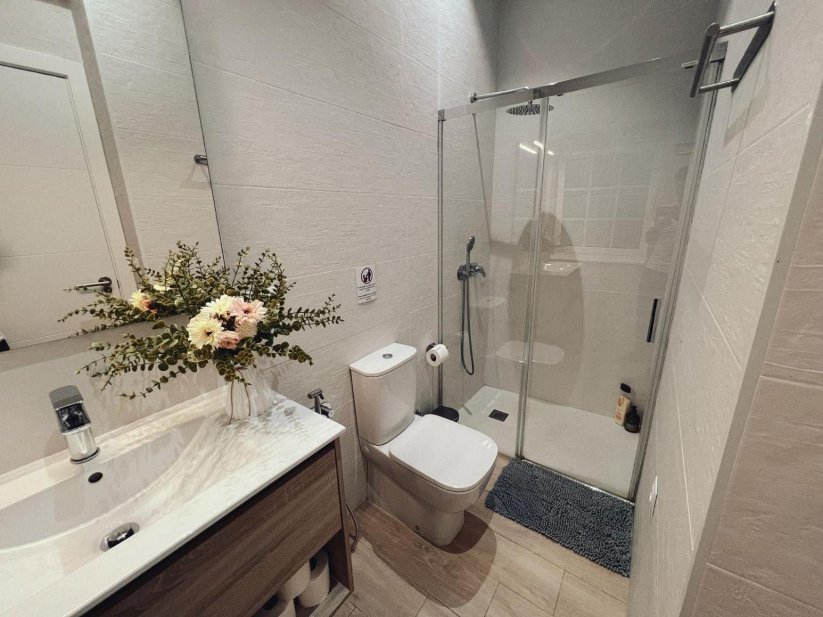 Estudio Moderno Con Opcion De Garaje Apartment เซบีญา ภายนอก รูปภาพ